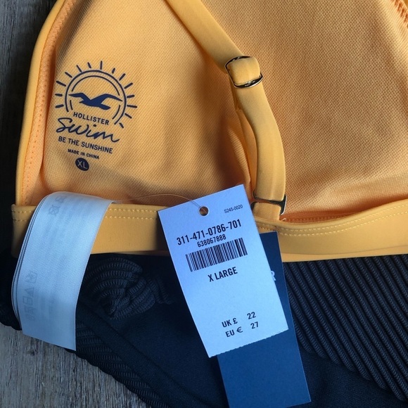 Hollister orange triangle bikini top SZ  XL NWT - Picture 4 of 6